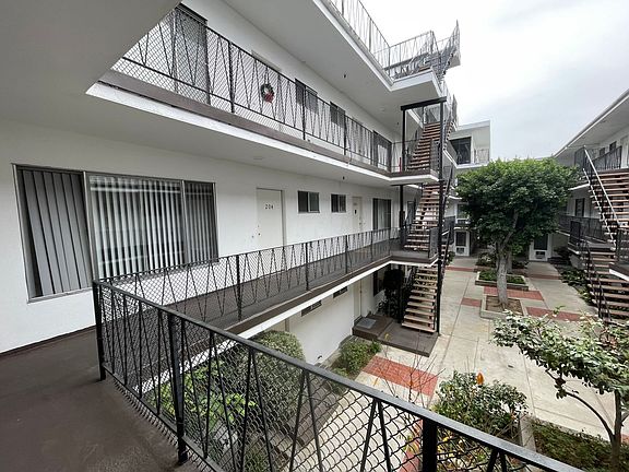 4th image of 450 W Doran St APT 204