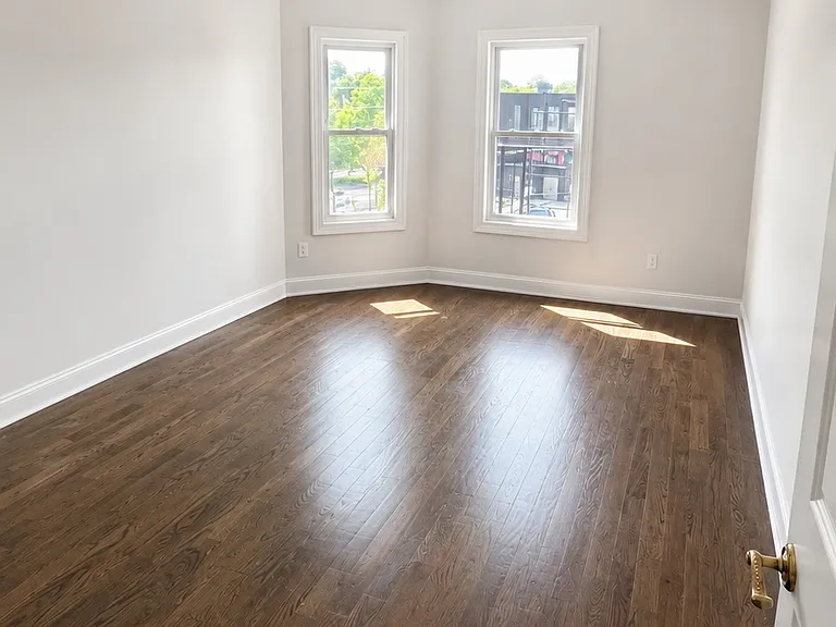 182 Uhland St #2 — Photo 5