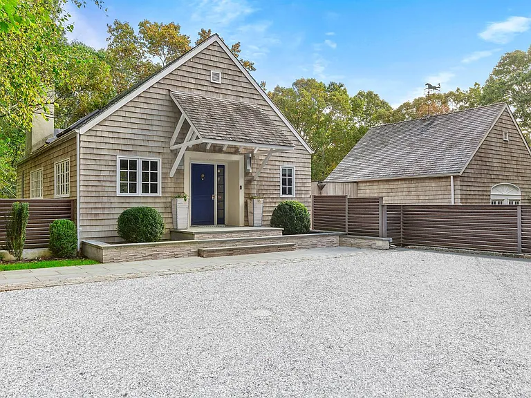 535 Old Sag Harbor Rd — Photo 31