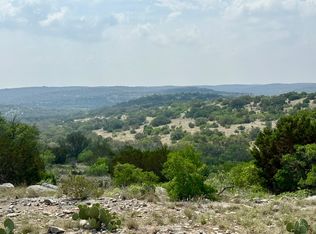 60 Nuby Ranch Rd, Rocksprings, TX 78880