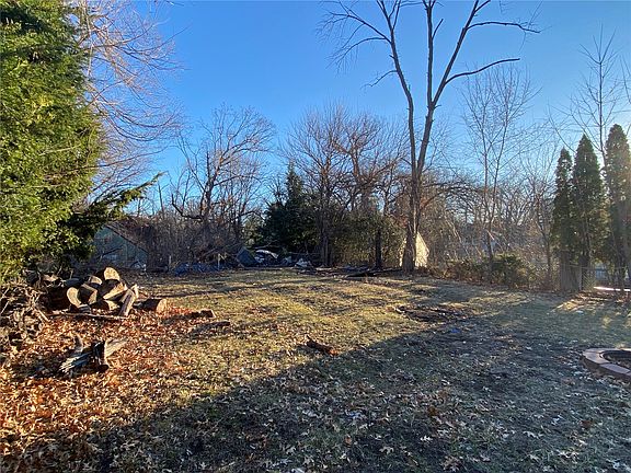 4th image of 2622 Westwood Dr NW