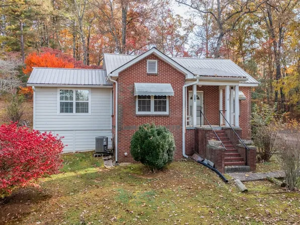 2175 Scenic Dr, Blue Ridge, GA 30513