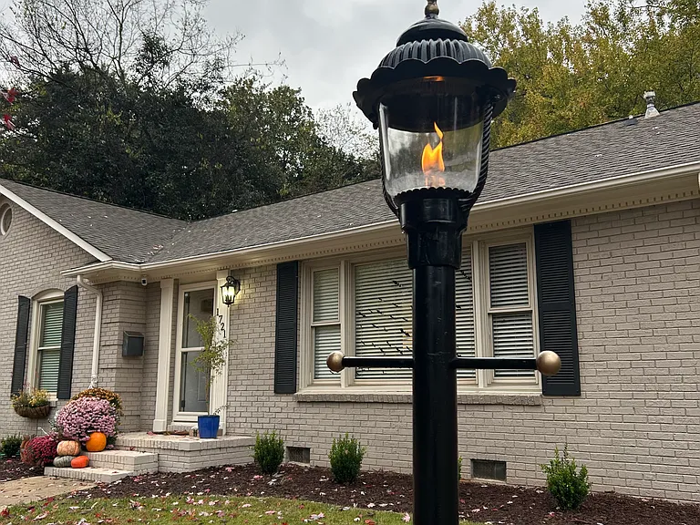 1721 Edgewater Dr — Photo 31
