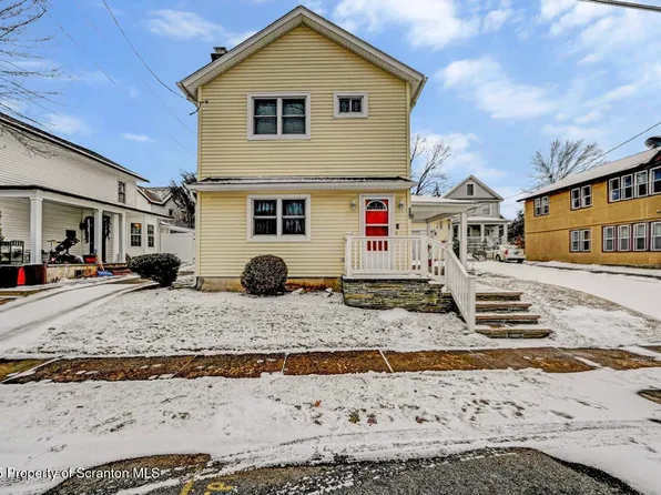 214 Church St, Dunmore, PA 18512