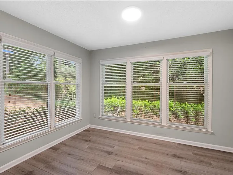 601 Abingdon Way — Photo 21