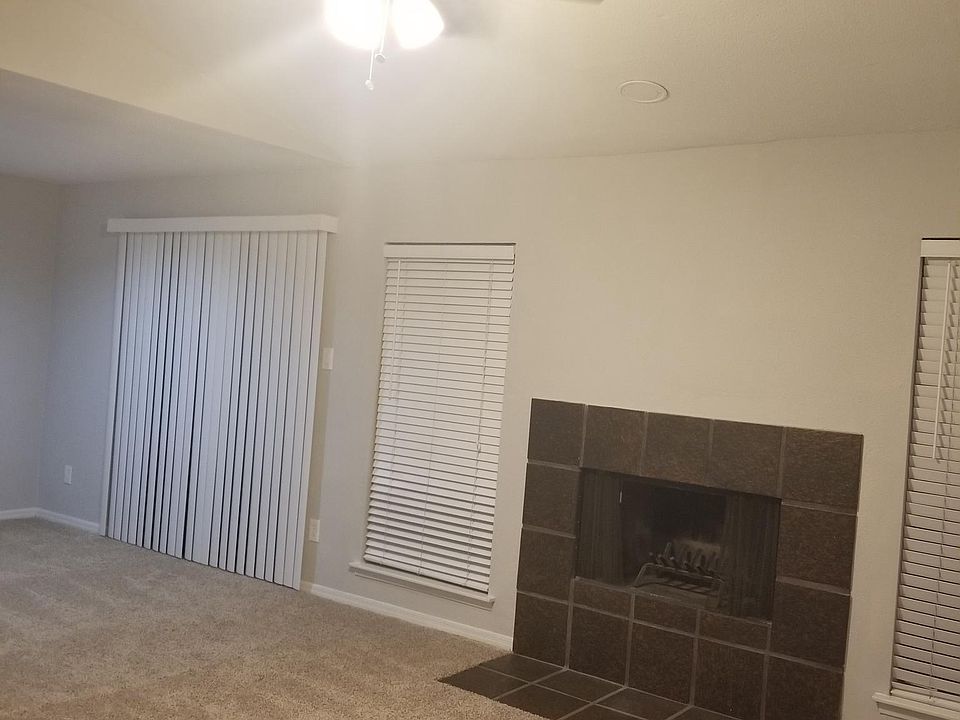 1st image of 1818 Augusta Dr APT 16