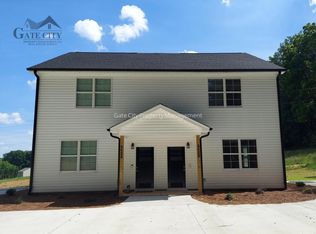 542 Wallburg High Point Rd, Winston Salem, NC 27107