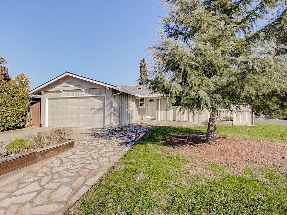 1st image of 4300 Bishop Way