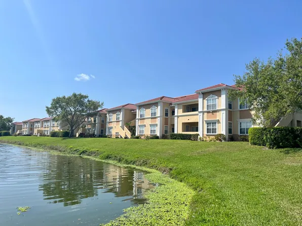 1050 Villagio Cir, Sarasota, FL