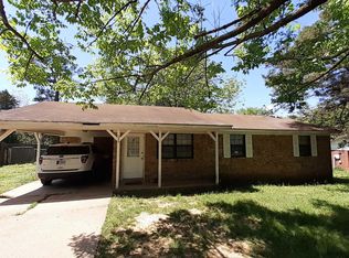 235 Fairview Rd, Searcy, AR 72143