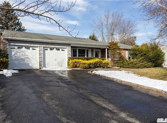 2nd image of 36 Sparrow Dr
