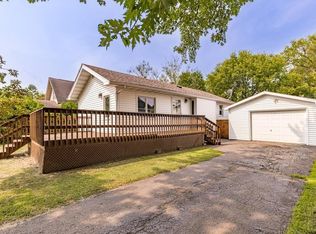 329 10th St, Cloquet, MN 55720