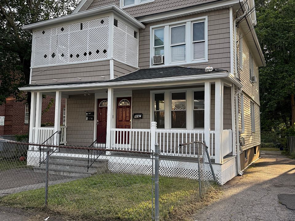 1st image of 981 William Street