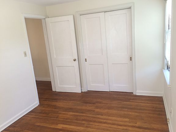 5th image of 7239 Wyandotte St