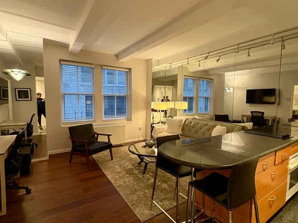 150 West 51st Street image 1 of 12