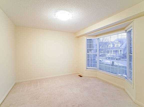 5th image of 2390 Falkland Cres