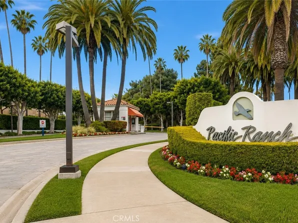 7402 Yellowtail Dr Unit 204, Huntington Beach, CA 92648
