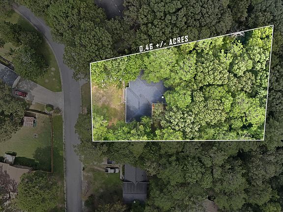 3rd image of 44 Elm Dr