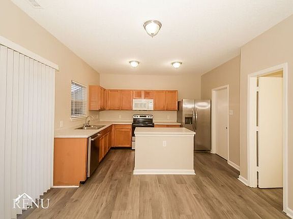 5th image of 10007 Olympic Cir