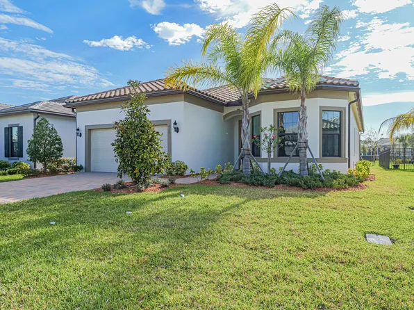 425 SE Donnell Street, Port St Lucie, FL 34984