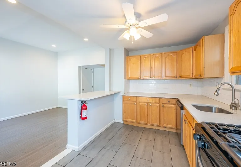 106 Broughton Ave #1 — Photo 4