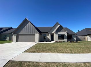 2805 Cloud Nine Cir, Weatherford, OK 73096