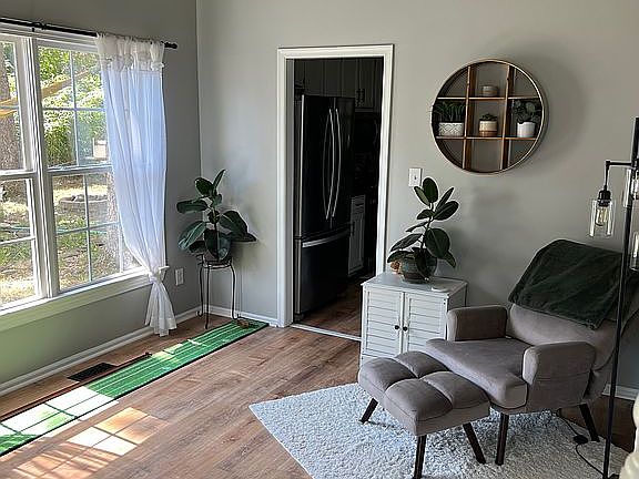 5th image of 3001 Lethbridge Ln
