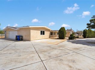 21008 South Rd, Apple Valley, CA 92307
