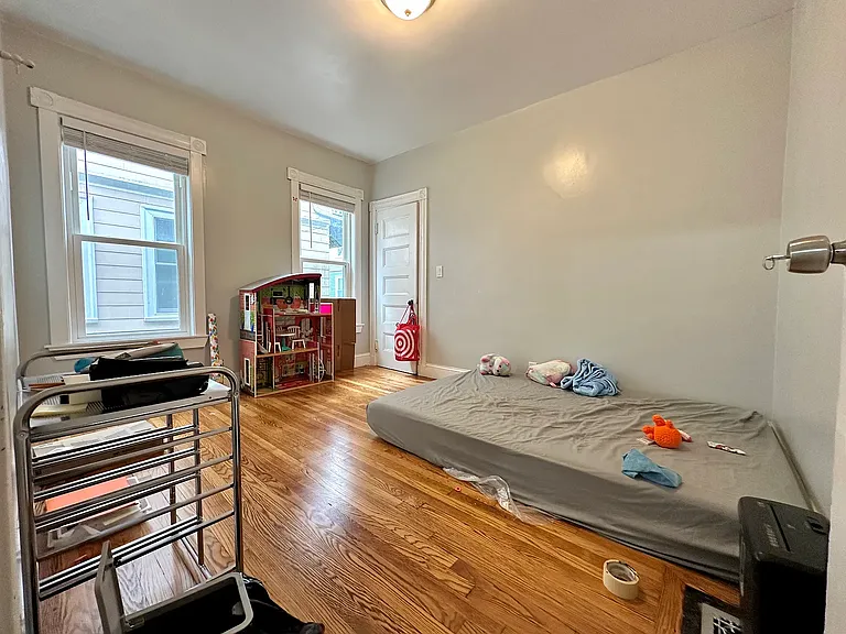 84 Lonsdale St #1 — Photo 12
