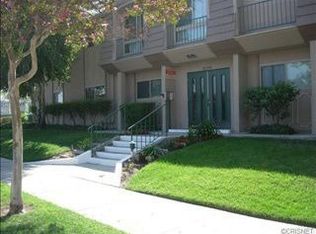 22030 Calvert St APT 16, Woodland Hills, CA 91367