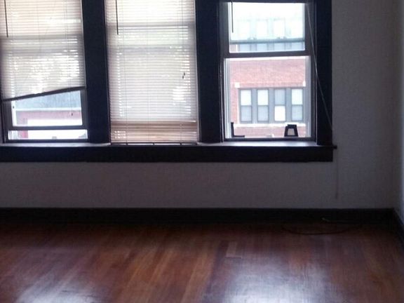 4th image of 7655 S Hermitage Ave