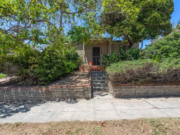 4818 Lamont St, San Diego, CA 92109
