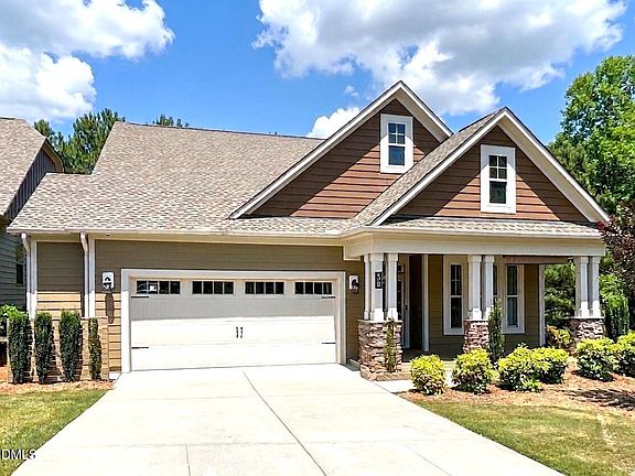 2nd image of 39 Sassafras Ln
