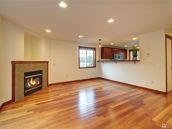 5th image of 409 NW 101st St #B