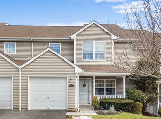 103 Sparrow Ridge Rd, Carmel, NY 10512