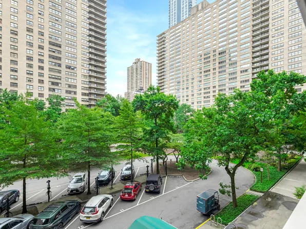150 West End Avenue 3G image 5 of 5