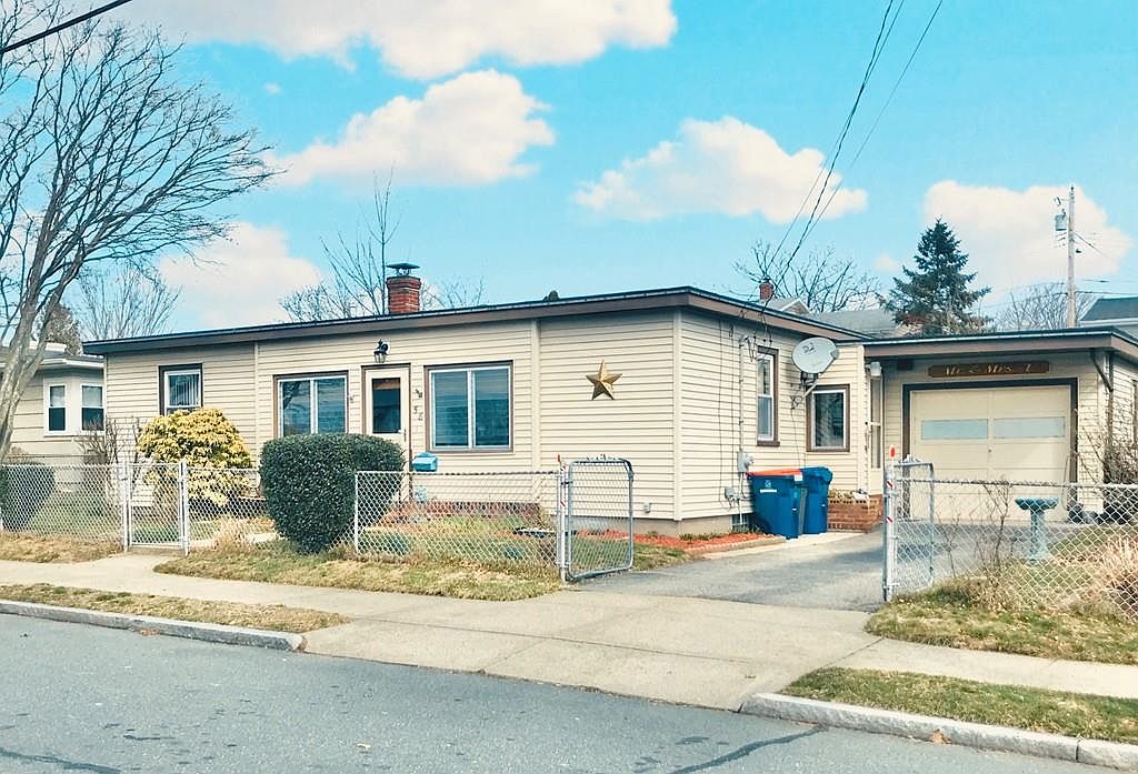 58 Cornell St, New Bedford, MA 02740 Zillow