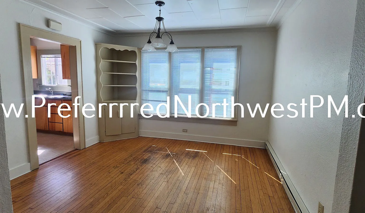 5 bedroom house close to campus — Photo 3