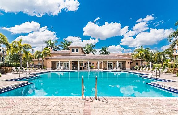 14738 SW 12th Street, Pembroke Pines, FL 33027