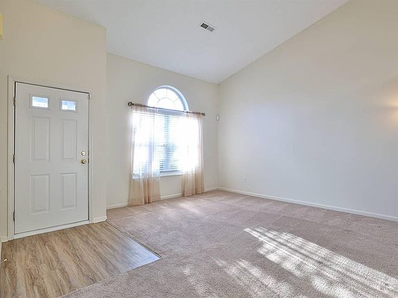 4th image of 10153 Pippin Meadows Dr