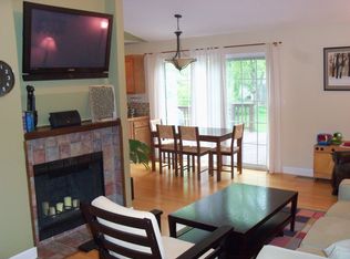 2759 Leyland Ln, Aurora, IL 60504