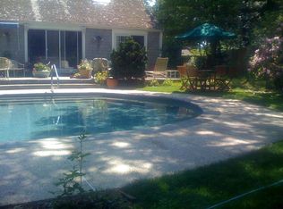 19 Halyard Ln, Mashpee, MA 02649