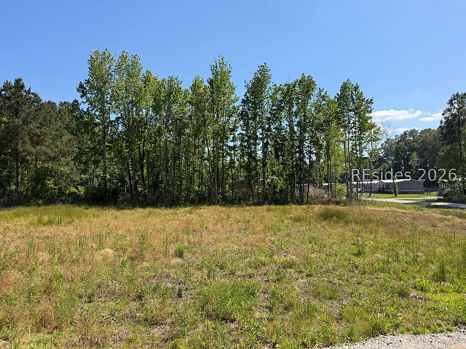 2nd image of 67 Seabrook Center Rd