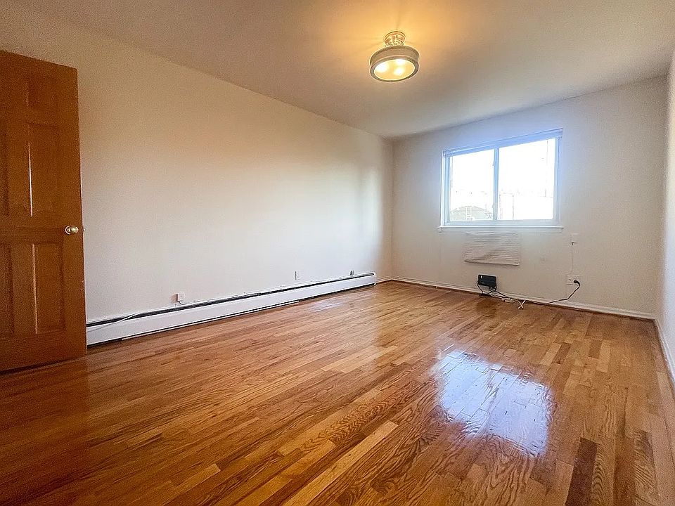 1st image of 2338 37th St #2