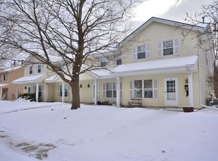 2017 Woodburn Rd, Waukesha, WI 53188