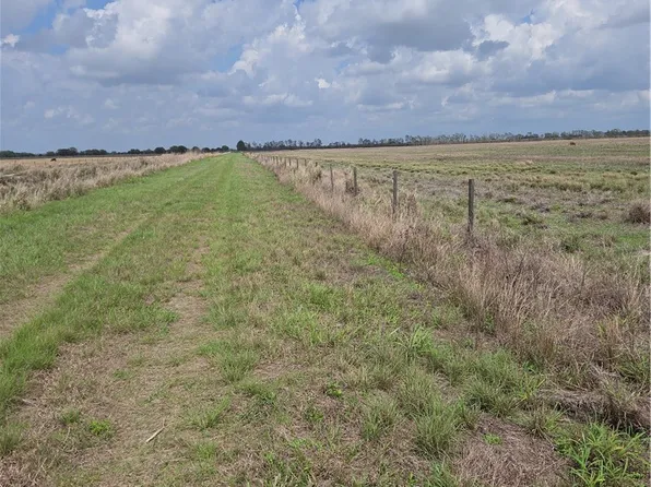 122 Avenue Sw, Vero Beach, FL 32968