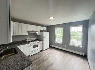 12 Jabish St #4, Belchertown, MA 01007