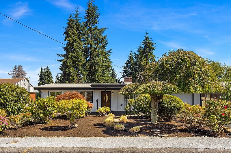 4th image of 4625 Silvertip Lane