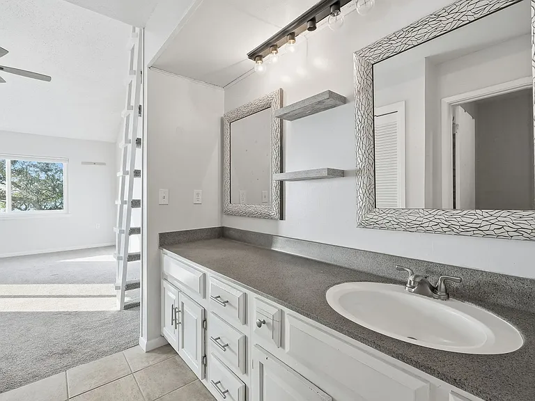 7 Marina Cove Dr — Photo 43