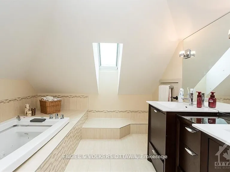 267 Kirchoffer Ave — Photo 36